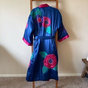 Vintage thick, blue Floral Embroidered Robe